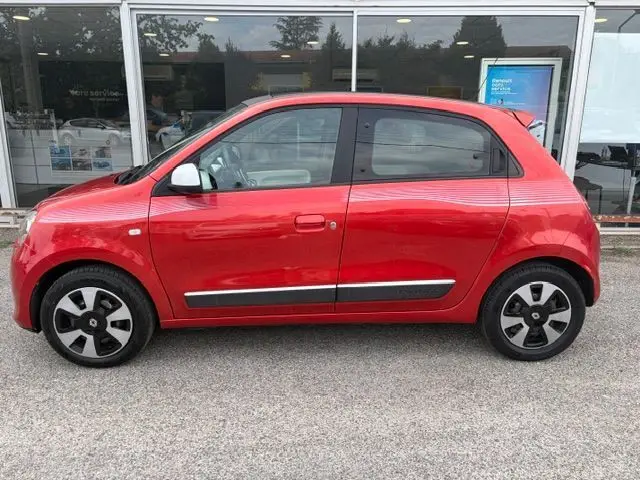 RENAULT TWINGO III – Image 2